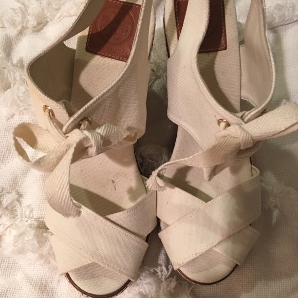 Tory Burch Wedges Size 10B - Picture 4 of 5
